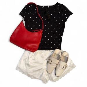 Black polka dot short sleeve